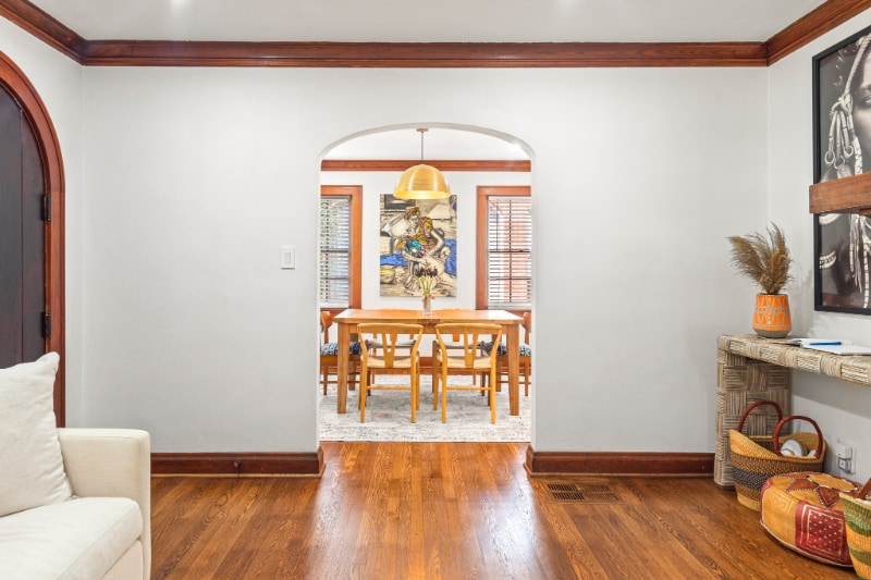 Building Photo - 949 Victory Dr SW