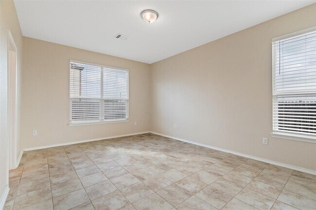 Building Photo - 6300 Carriage Pines Dr