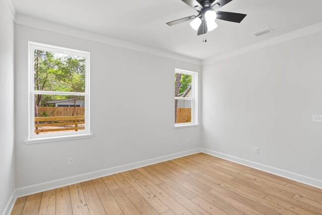 Building Photo - 45 Laurel Oak Ln