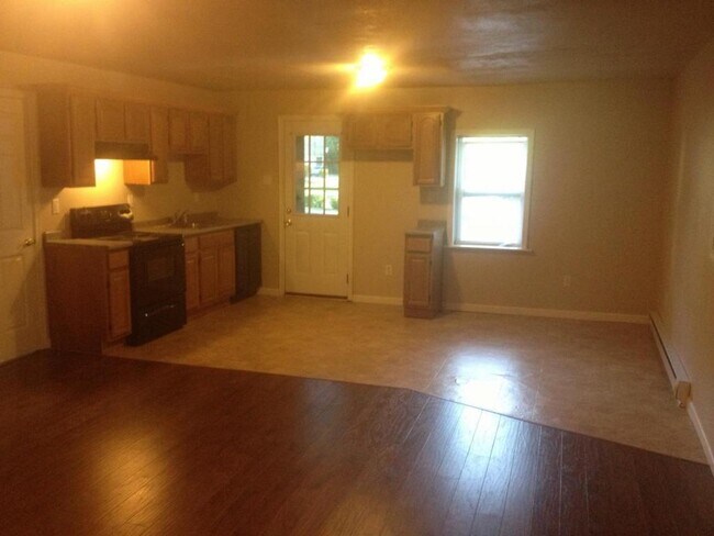 Building Photo - 800B Mohrsville Rd. Rear 1st Floor