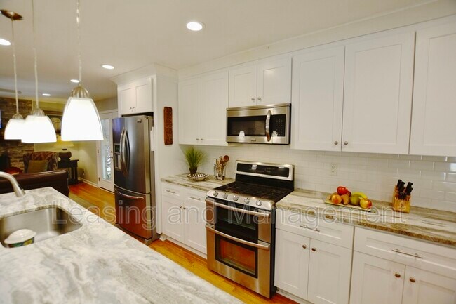 Building Photo - 2920 Limestone Blvd