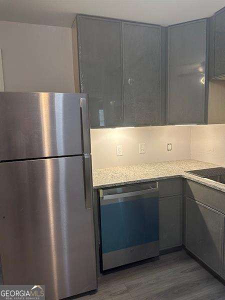 Building Photo - 204 Smith St NE