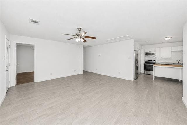 Building Photo - 1701 Brook Hollow Dr