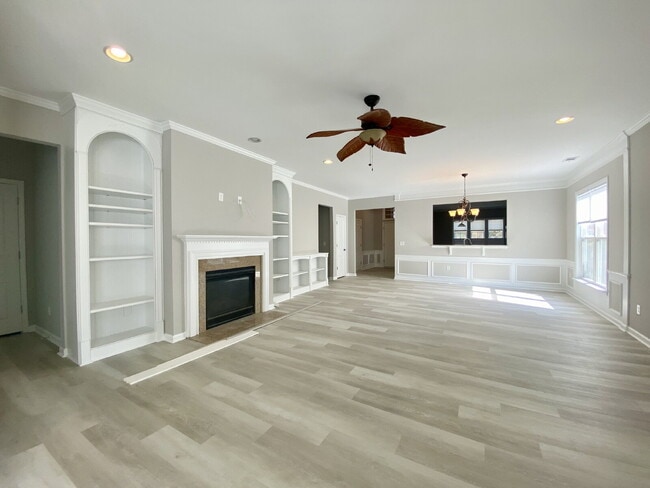 Building Photo - Three-bedroom ranch style home located in Baynard Park!