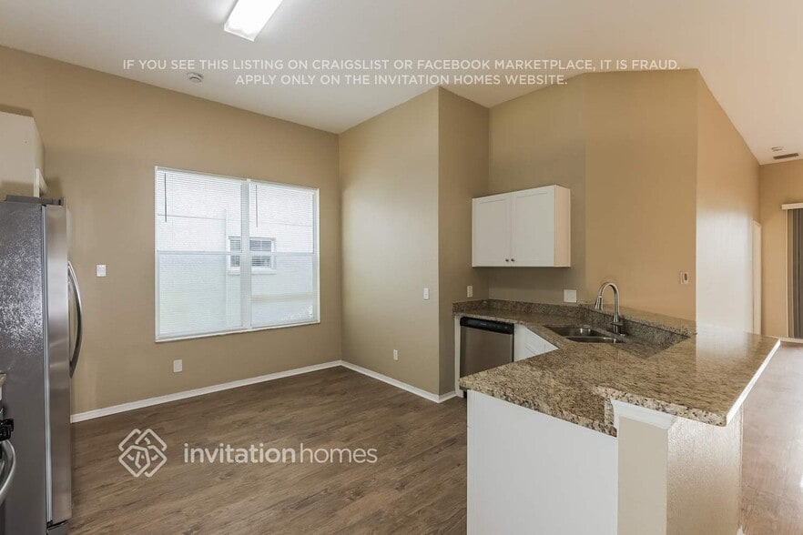 Building Photo - 1314 Vinetree Dr