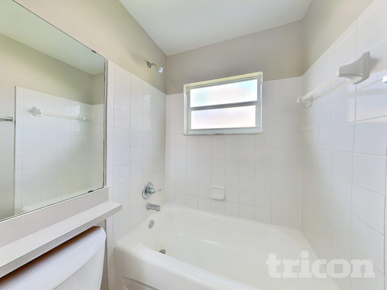 Building Photo - 7833 Manor Dr