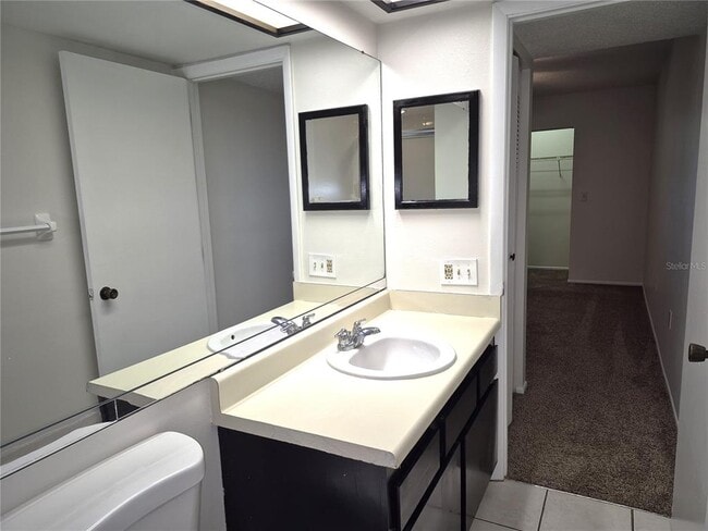 Building Photo - 114 Meadow Ln