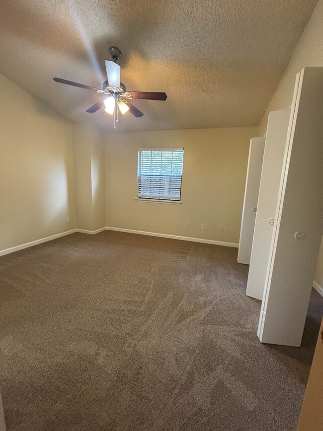 Building Photo - 4099 Blind Brook Ct