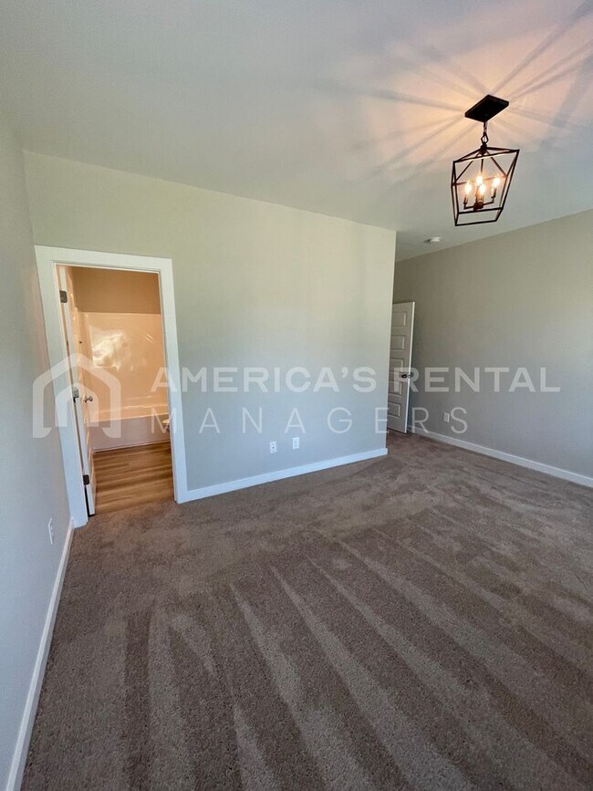 Building Photo - Home for Rent in Eva, AL!