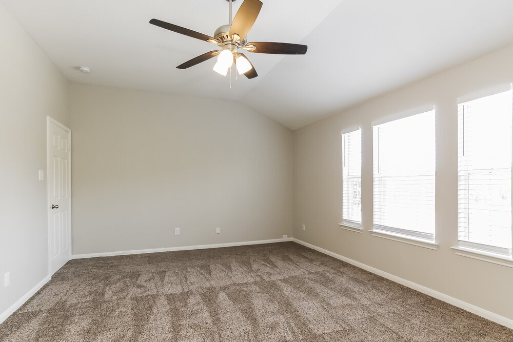 Building Photo - 12202 Greencanyon Dr