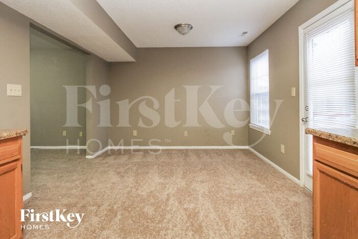 Building Photo - 6330 Pinnacle Blvd