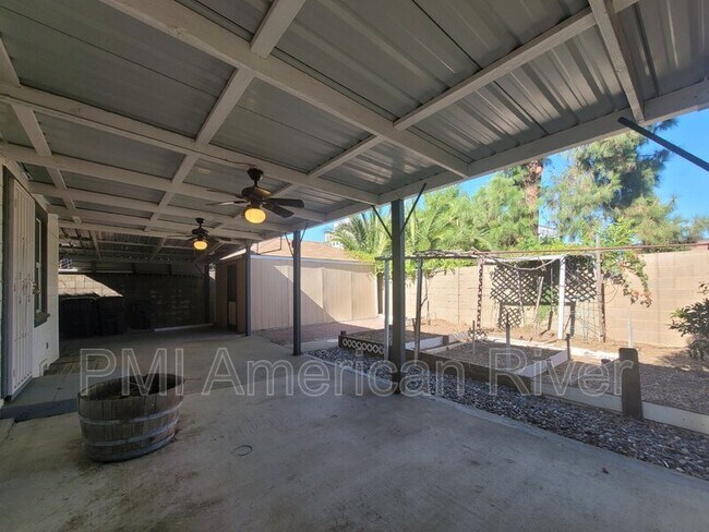 Building Photo - 2643 43rd St