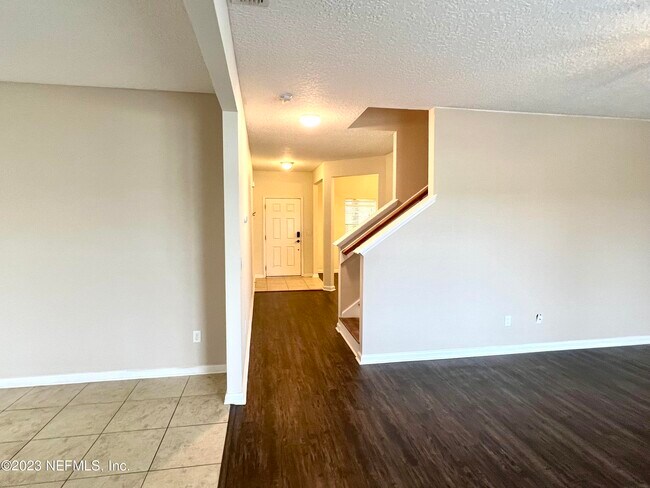 Building Photo - 15691 Tisons Blf Rd
