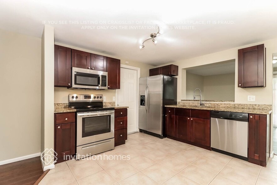 Building Photo - 6419 Willow Wood Ct