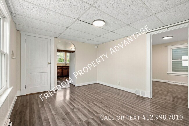 Building Photo - 945 Fayette St