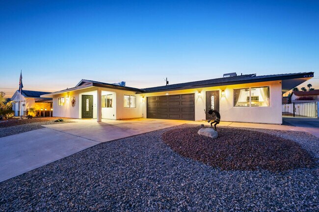 Building Photo - 131 Mescal Loop