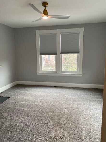 Building Photo - 4237 Chambers St