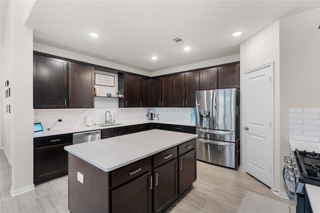 Building Photo - 1226 Tilia Crk Ln