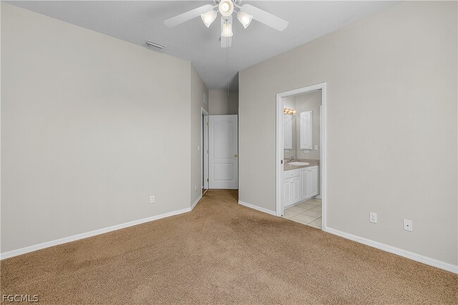 Building Photo - 2137 SW 11th Ct