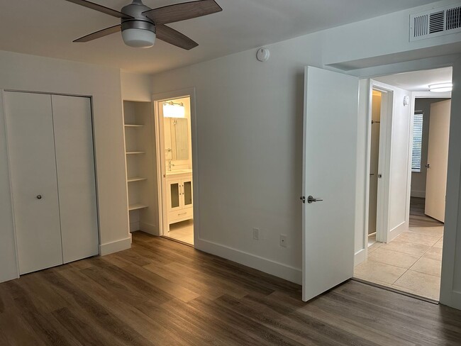 Building Photo - 1275 Crystal Way