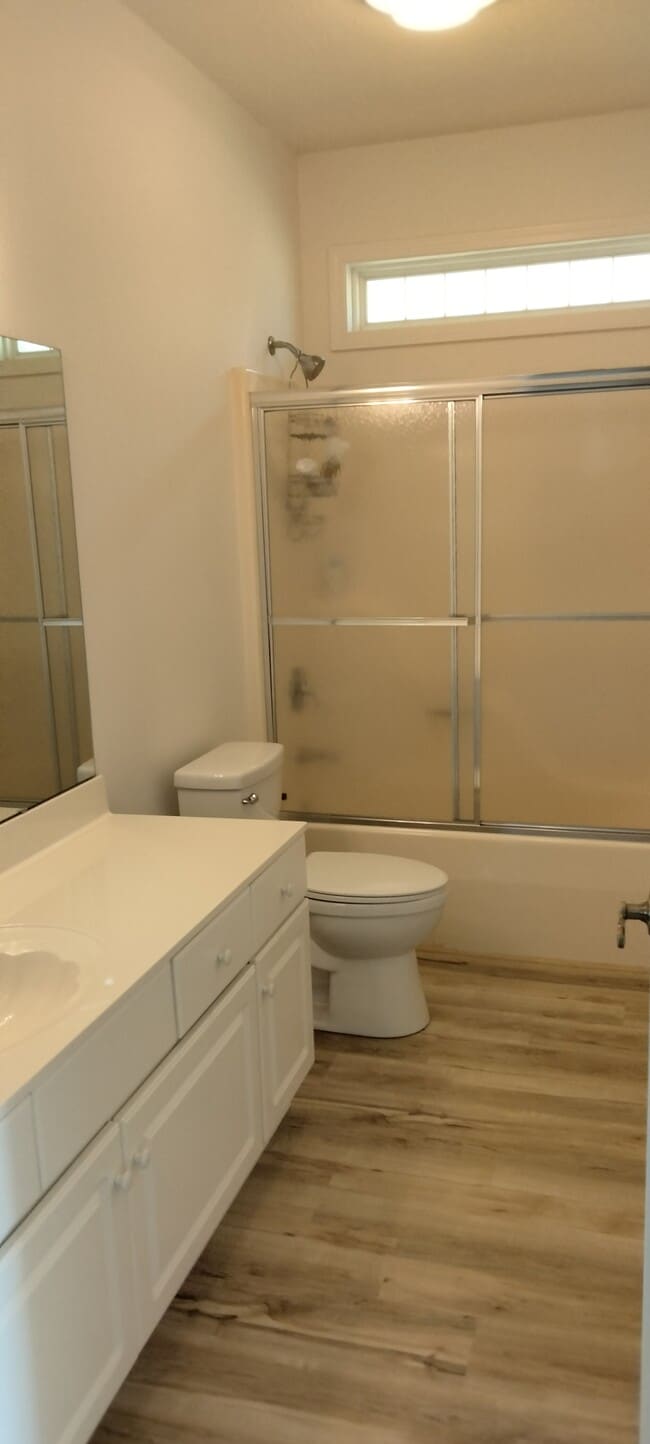 Building Photo - 294 Ravennaside Dr NW