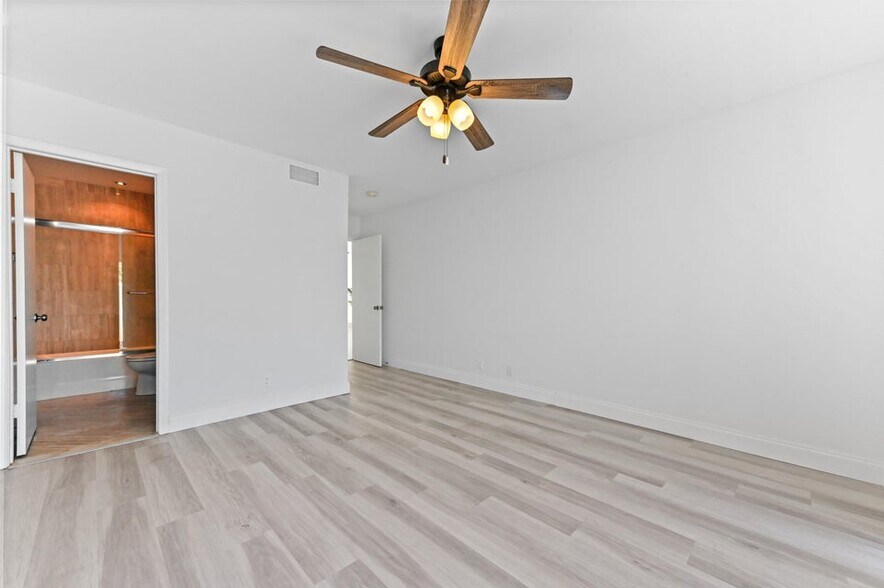 Building Photo - 21757 Contado Rd
