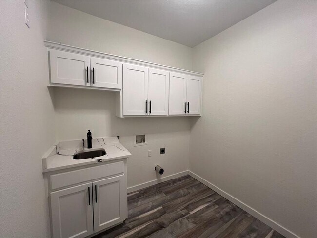 Building Photo - 117 Cotton Rows Ln