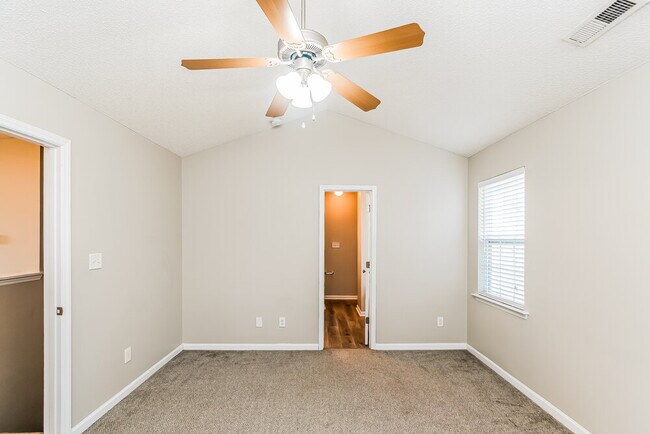 Building Photo - 601 Prickly Pear Dr