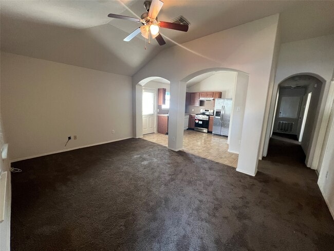 Building Photo - 15823 Regal Trace Ln