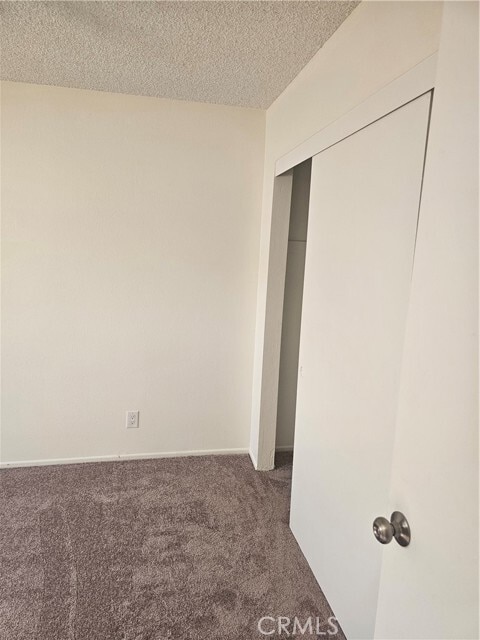 Building Photo - 45419 10th St W