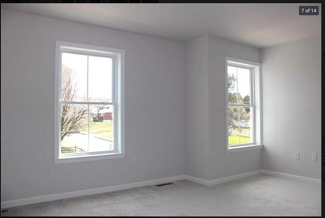 Building Photo - 1606 Clauser St