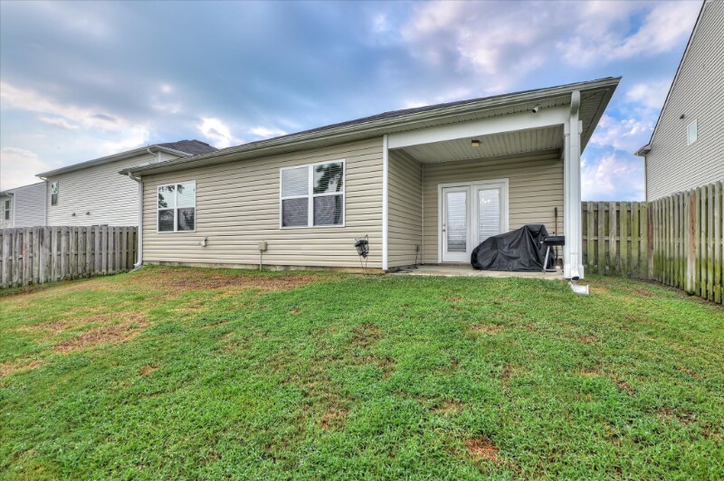 Building Photo - 993 Hay Meadow Dr.