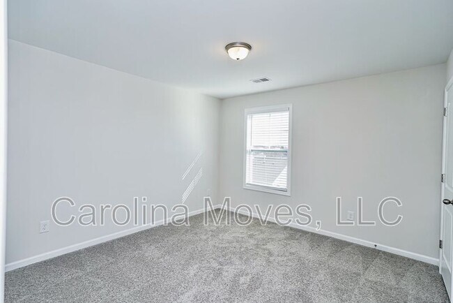 Building Photo - 312 Trail Branch Ct