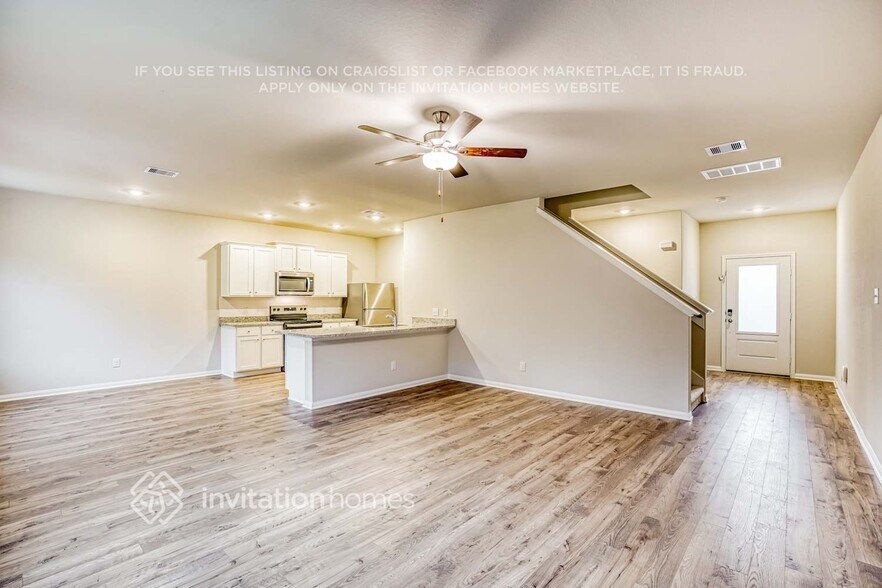 Building Photo - 8214 Sunberry Shadow Dr