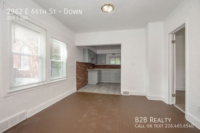 Building Photo - 2962 E 66th St