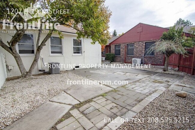 Building Photo - 1207 N 19th St