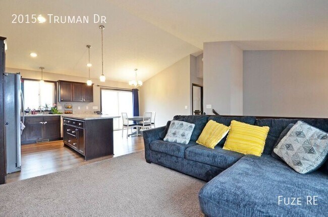 Building Photo - 20151 Truman Dr