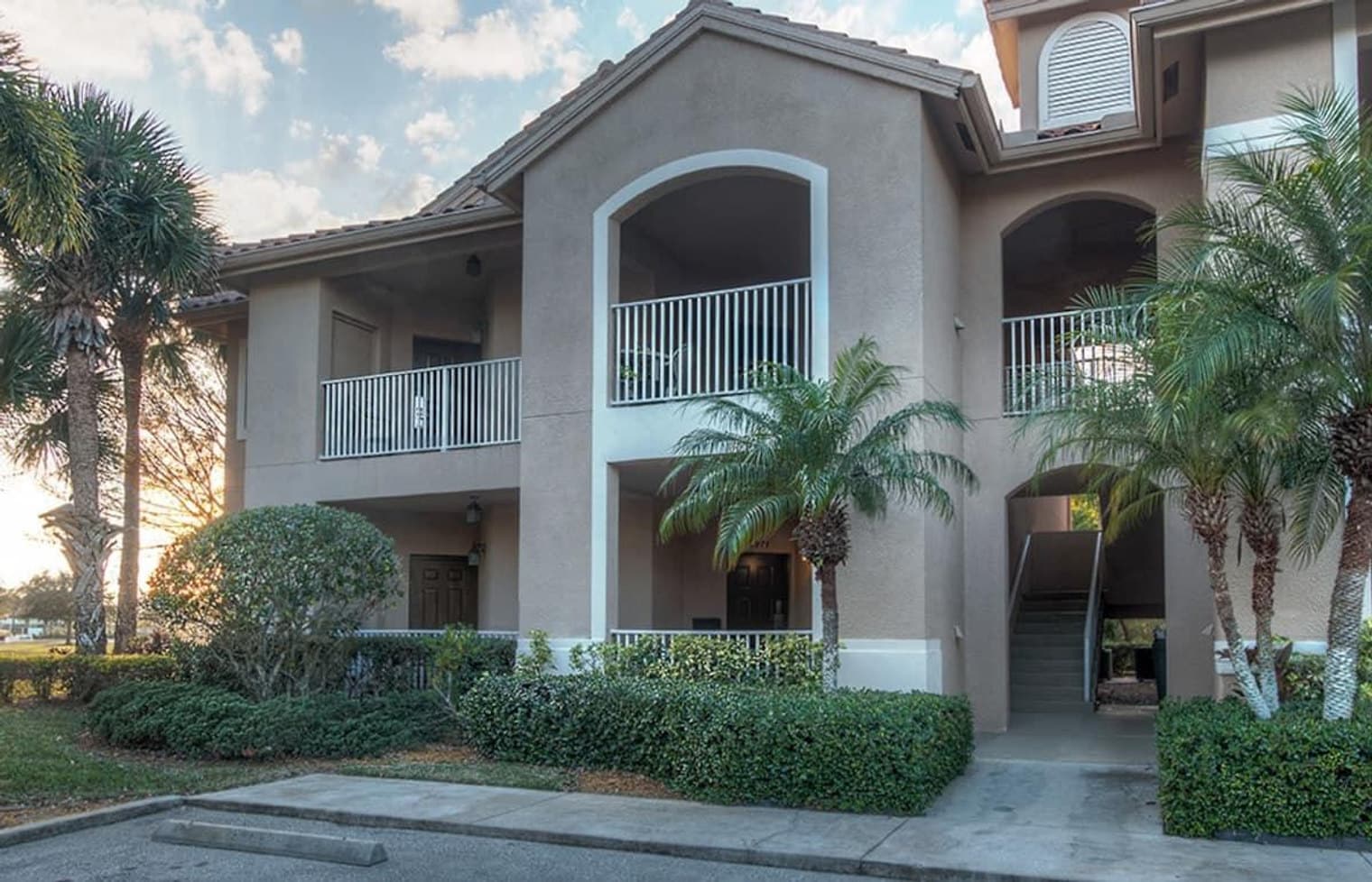 Building Photo - 1916 Perfect Dr