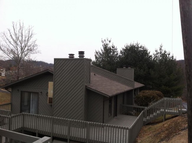 Primary Photo - 442 Allen Dr.