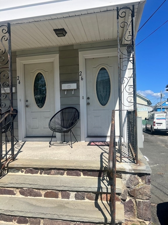 Building Photo - 26 Fuller St