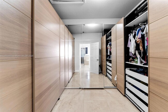 Building Photo - 11229 NW 44th Terrace