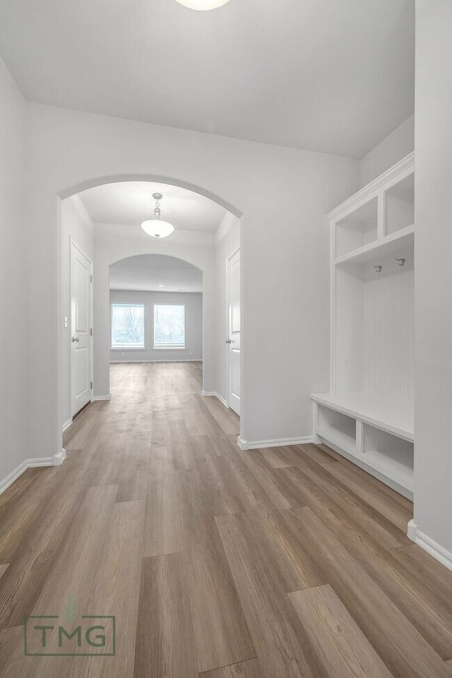 Building Photo - 3/2.5/2 Home in Historic Neighborhood | MO...