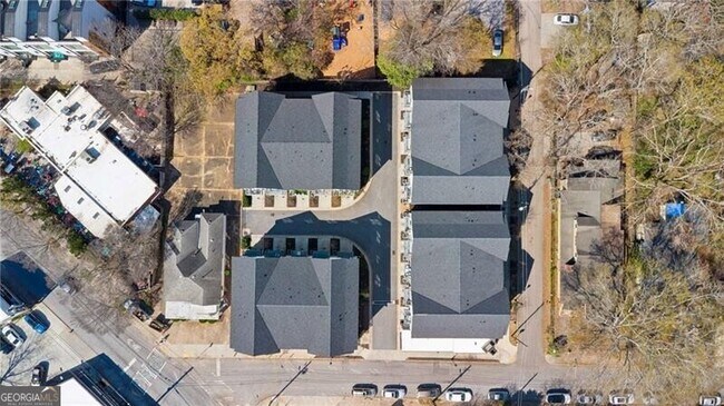 Building Photo - 1350 May Ave SE