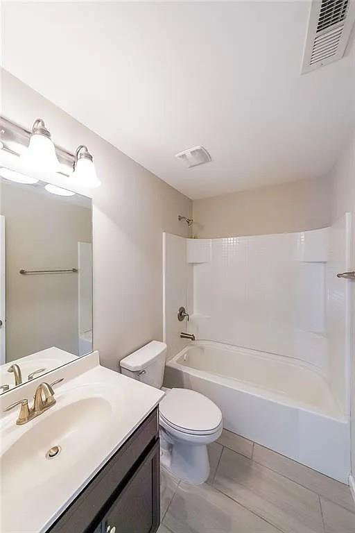 Building Photo - 7065 Post Pk Wy