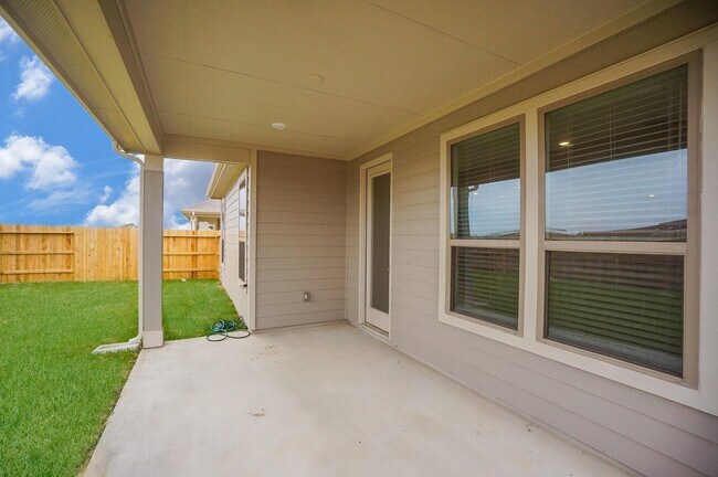 Building Photo - 20615 Teakwood Fields Ln