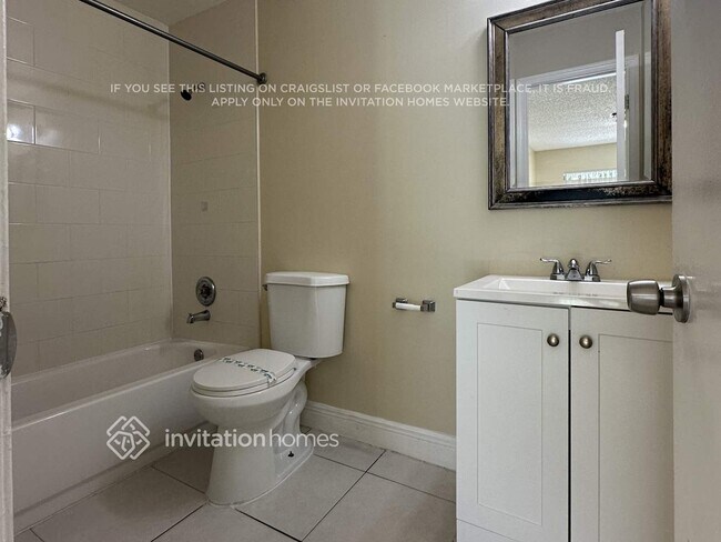 Building Photo - 127 Dove Cir