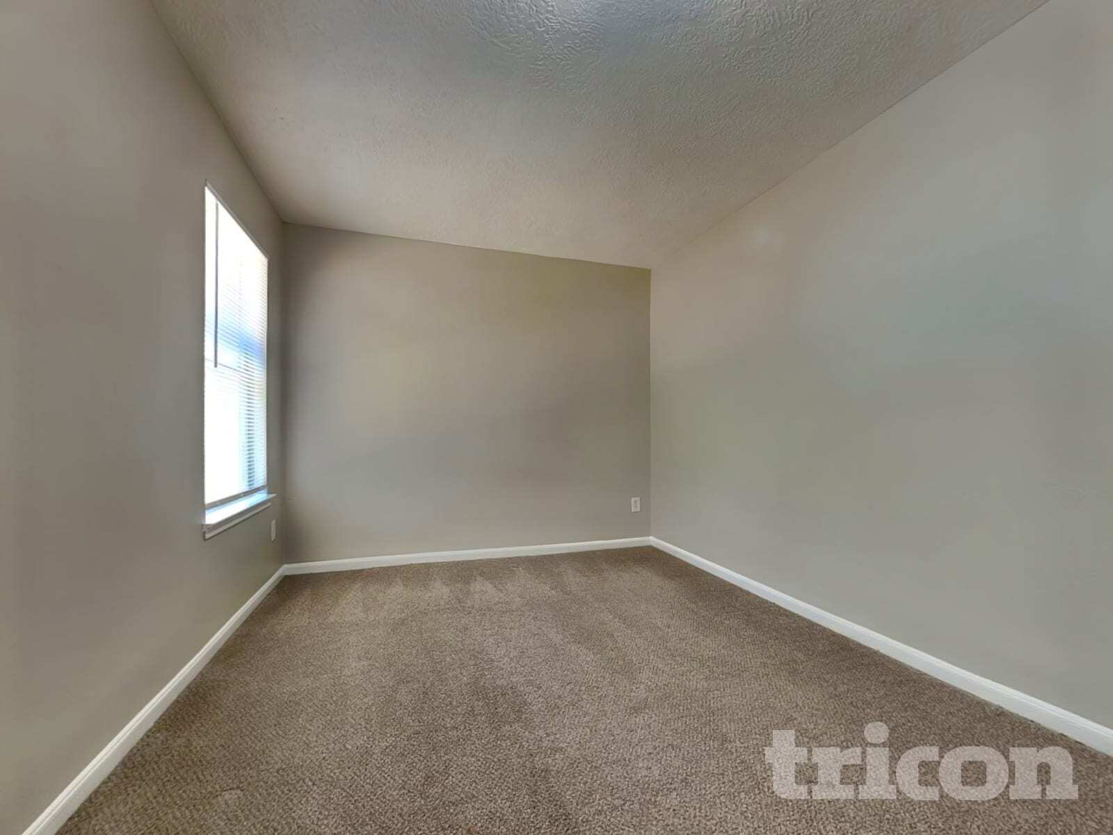 Building Photo - 5473 N Buffalo Cir
