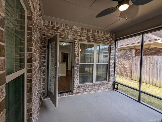 Building Photo - 1412 Prairie Oak Dr