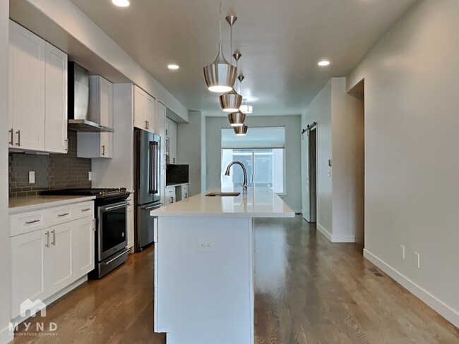 Building Photo - 4324 N Pecos St