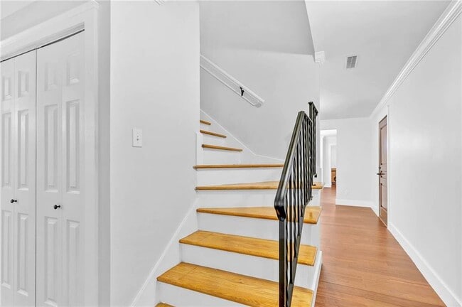 Building Photo - 3715 S Conway Dr